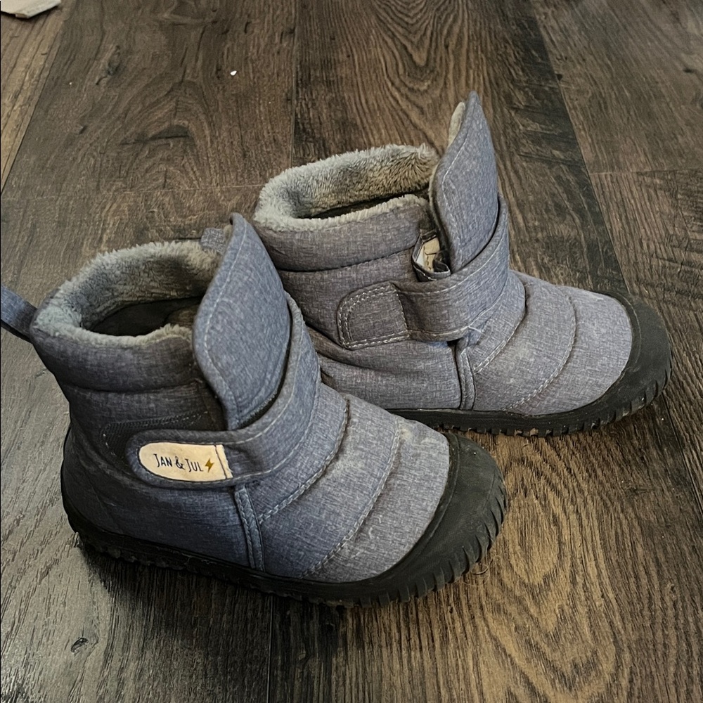 Jan and Jul boots